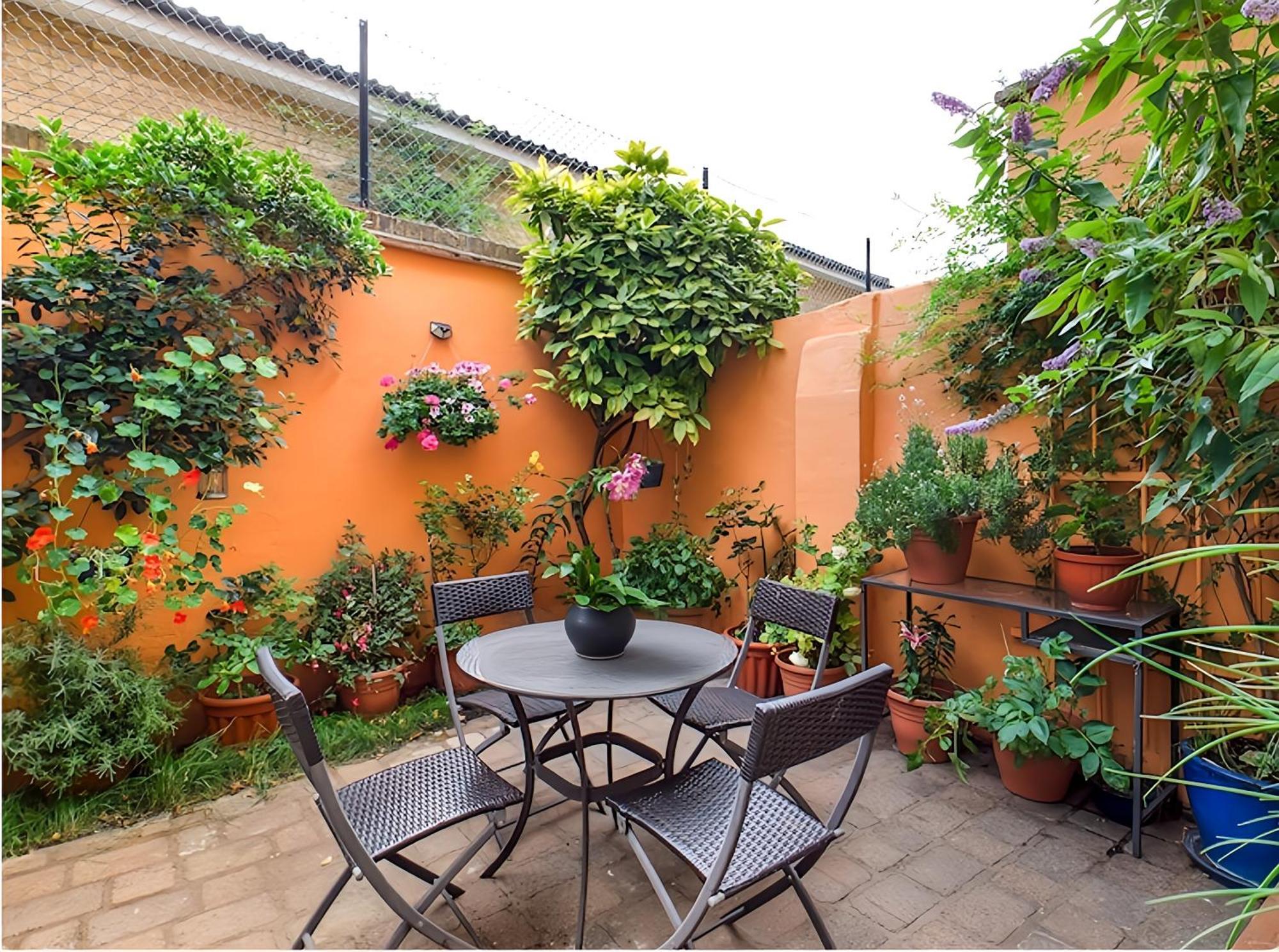 The Clapham Apartment With Private Patio London Exterior foto