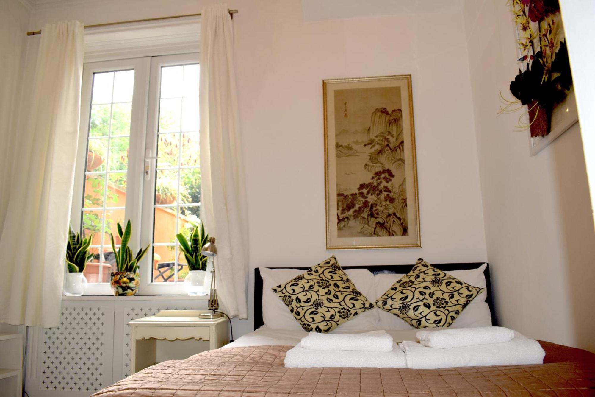 The Clapham Apartment With Private Patio London Exterior foto